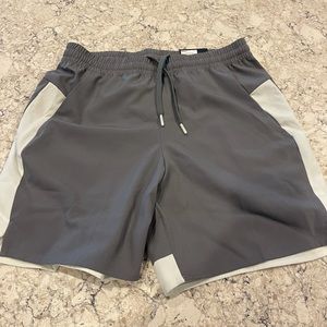 Nike Tek Gear woven mid rise short